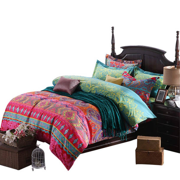 Bungalow Rose Shetucket Bohemian Power Loom Performance Blue/Pink